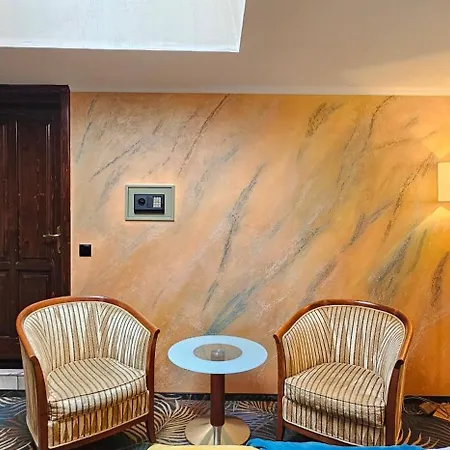 Lägenhetshotell La Dolce 3*