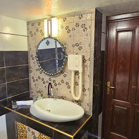 La Dolce Lägenhetshotell Braşov